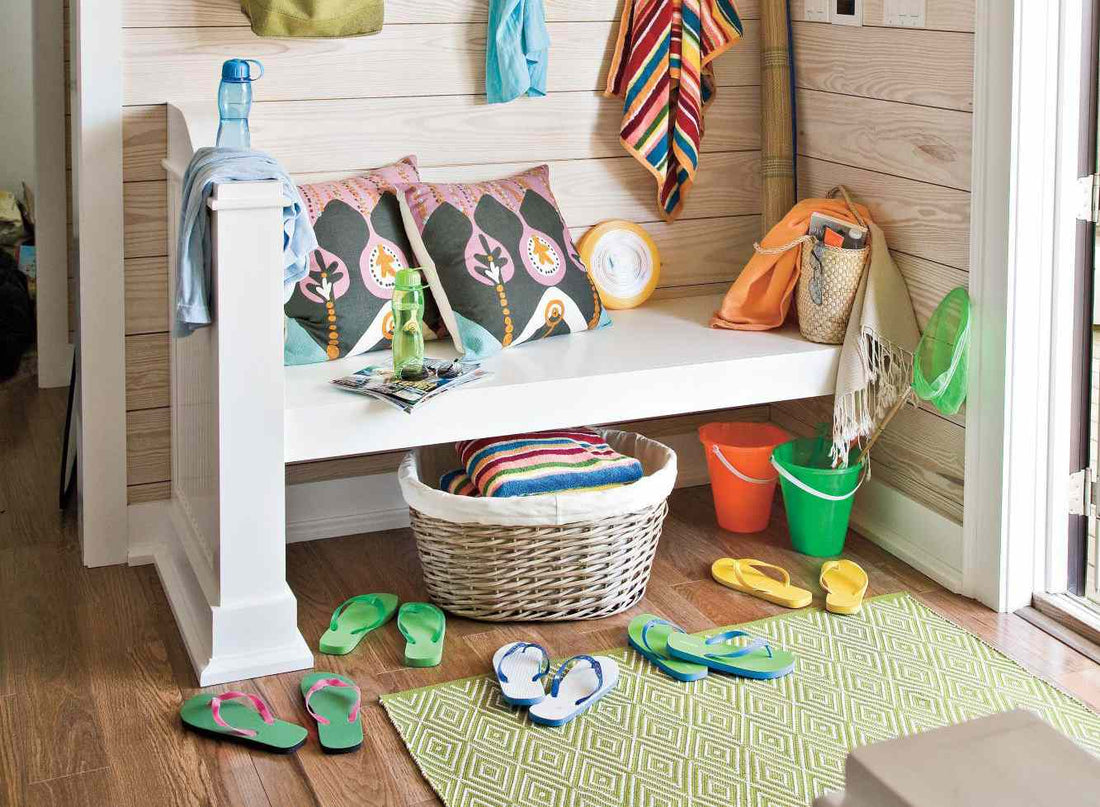 10 Things Organization Pros Say You Should Never Store On The Floor | AOL