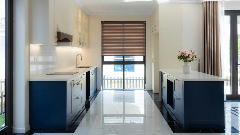 Hack Decks article featuring minimalist kitchen ideas for creating a clean, organized, and functional space