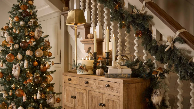 Does Your Home Have a 'Christmas Zone'? Organizers Swear by This Approach During the Holidays for Solving a Very Common Problem | LIVINGETC |