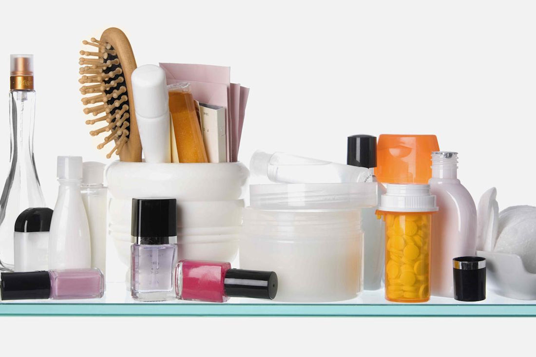 AOL article featuring professional organizer tips for spring cleaning, decluttering, and organizing a medicine cabinet