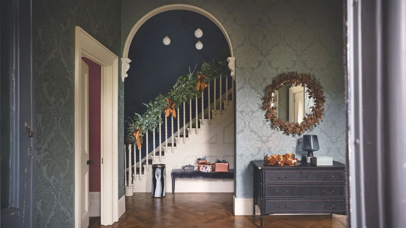 Professional Organizers Share the Genius Trick to Store Holiday Decorations – That Will Save You Weeks of Cleaning Glitter | Homes & Gardens |