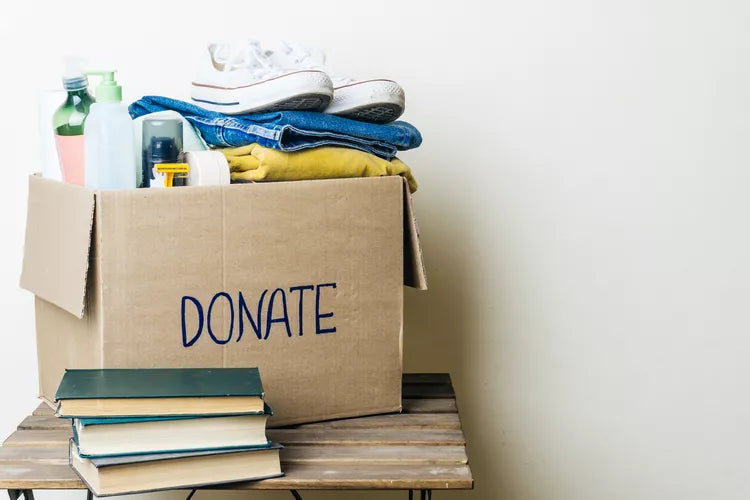 6 Questions to Ask Yourself Before Throwing Things Away, According to a Cleaning Pro | The Spruce |