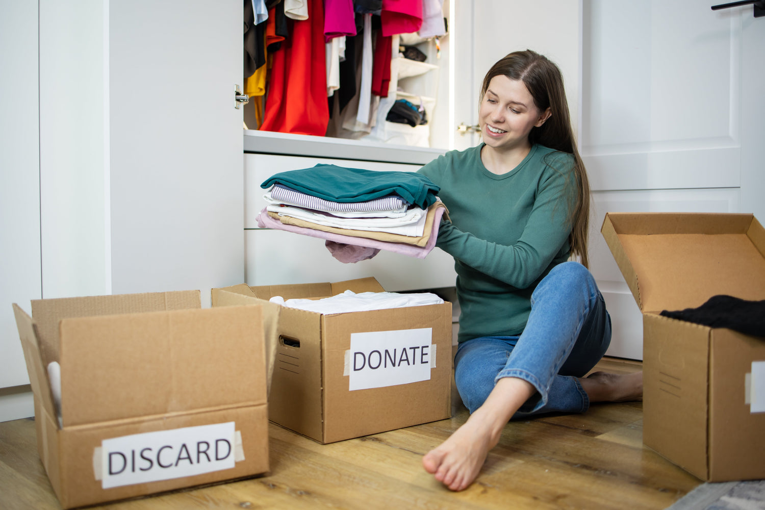 How to Use Declutter Deck® Cards to Tackle One Room at a Time
